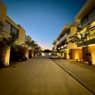 ÚLTIMO TOWNHOUSE ZENNOVA!
